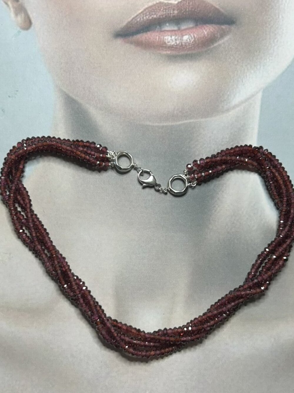 4 Row Garneted Beads Necklace.